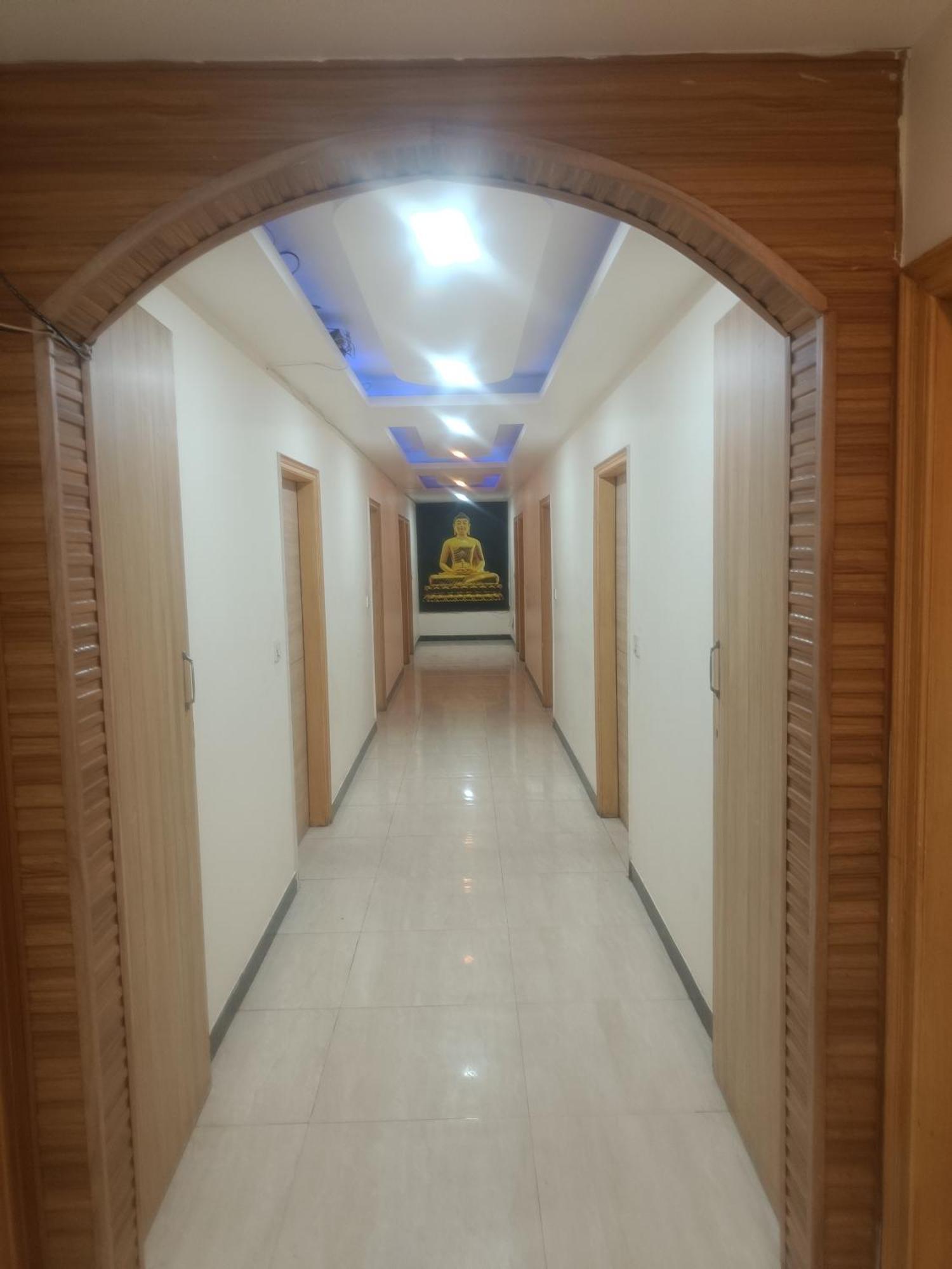 Airport Hotel Mahal Нью-Дели Экстерьер фото
