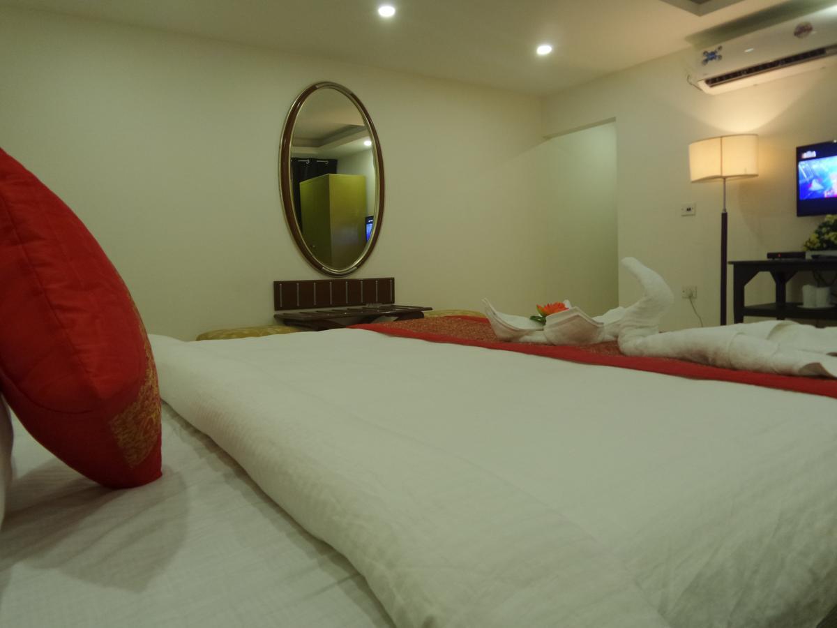 Airport Hotel Mahal Нью-Дели Экстерьер фото